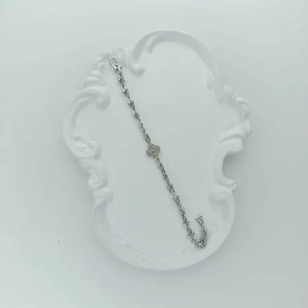 دستبند نقره زنانه طرح دار