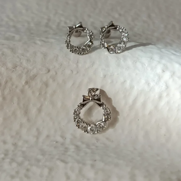 نیم ست نقره نگین دار مدل دلهان